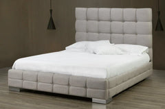 R188 Tufted Upholstered Platform Bed