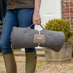 Travel Mat in Granite Boucl茅