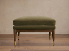 Fisher Square Ottoman – BANKS FIR pour atelier