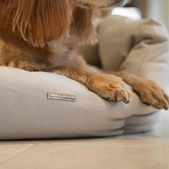 Oval Bed in Linen